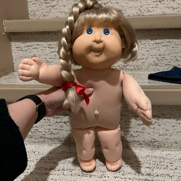 Cabbage Patch Kid Growing Hair - Picture 4 of 11